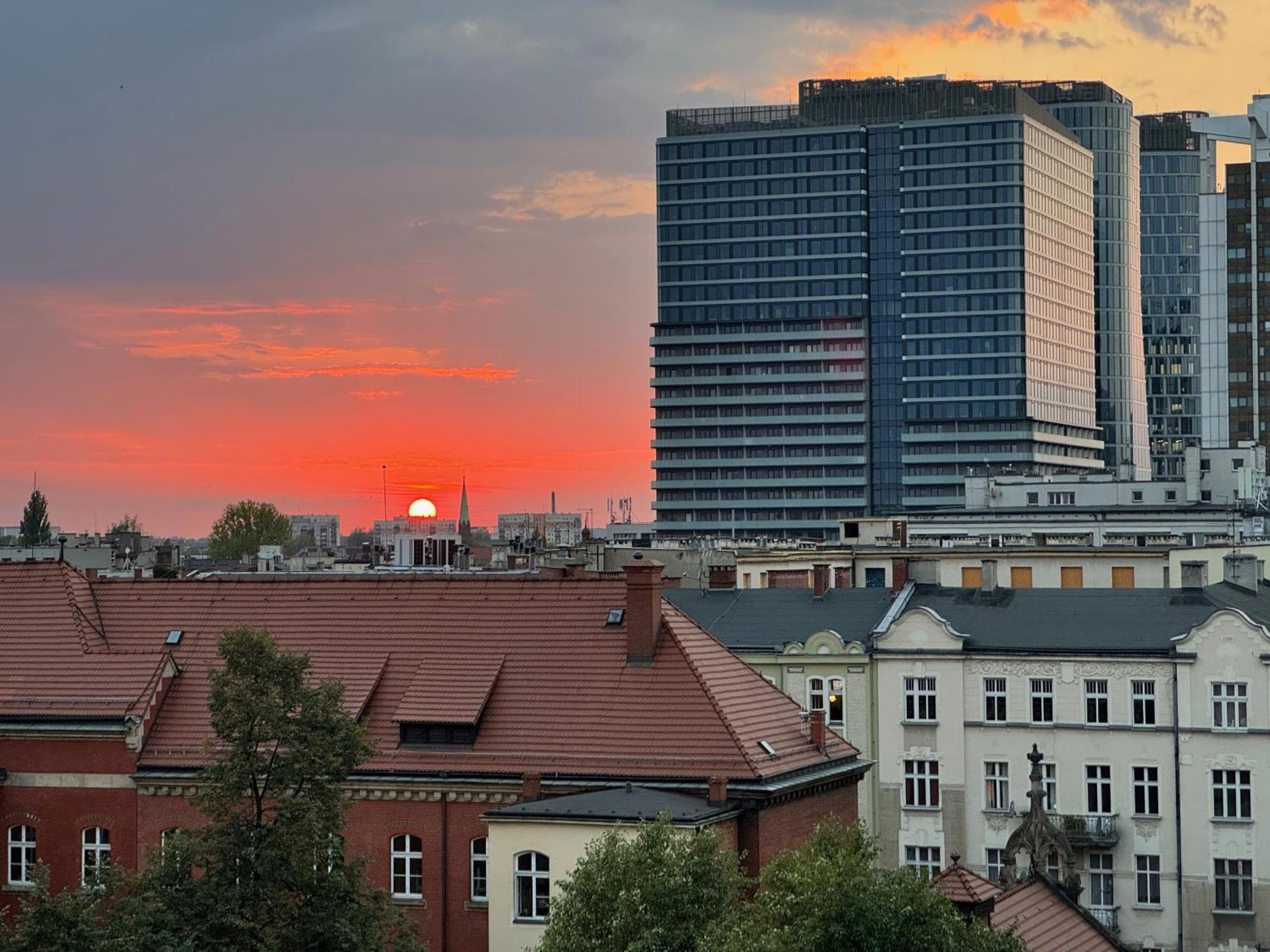 Apartamento Kato Cosi Katowice Exterior foto
